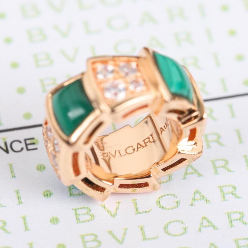 Bvlgari Serpenti Green Malachite Gold Necklace - Picture 2 of 8